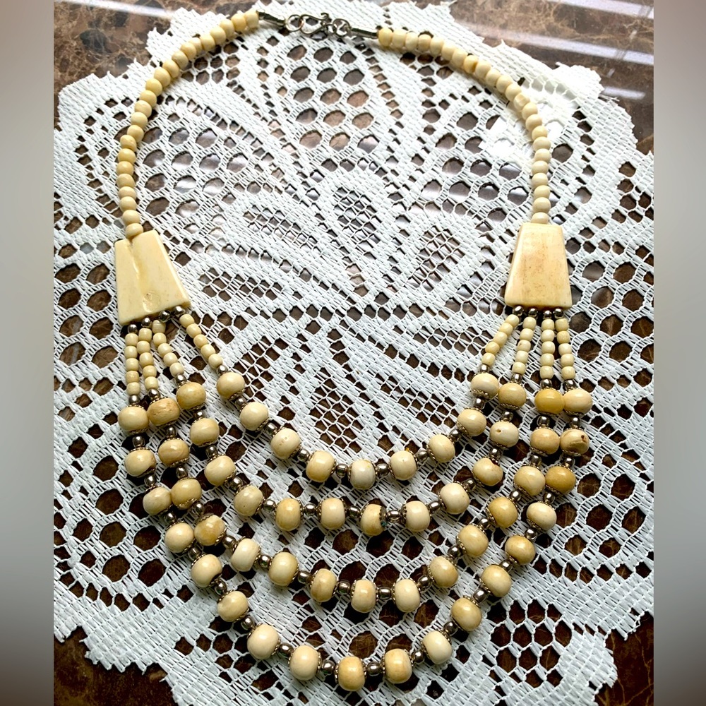 Alfani ivory beaded necklace